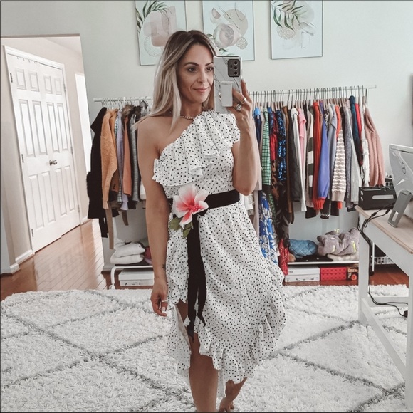 NWT Marianna Senchina One Shoulder Polka Dot Dress s missing flower belt - Picture 2 of 11